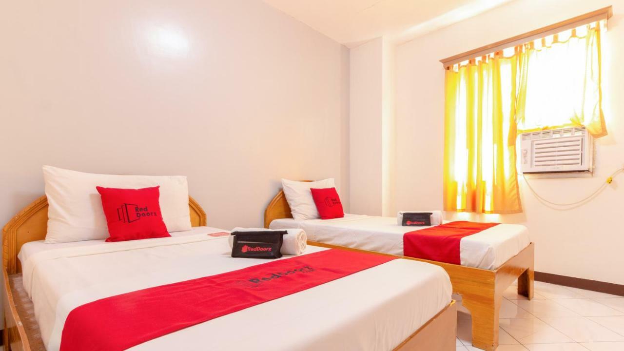 Reddoorz @ Paterno Street Tacloban Hotel Екстериор снимка