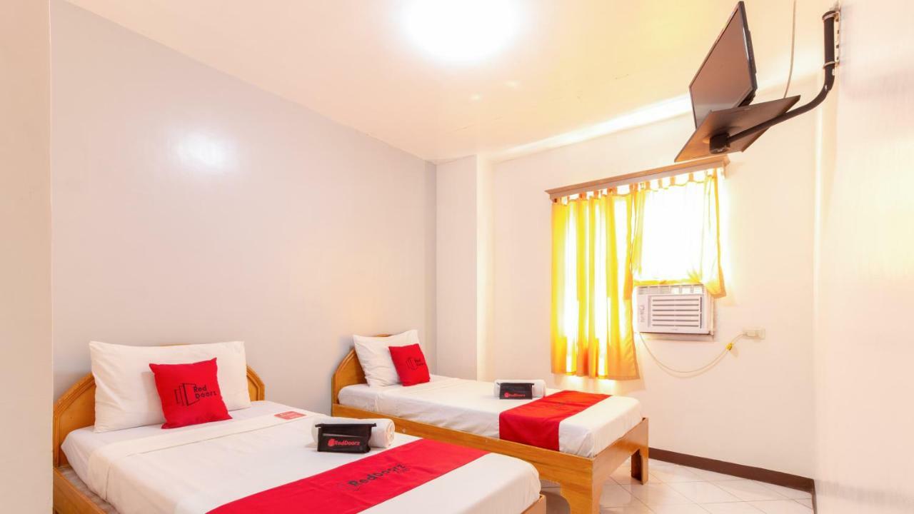 Reddoorz @ Paterno Street Tacloban Hotel Екстериор снимка