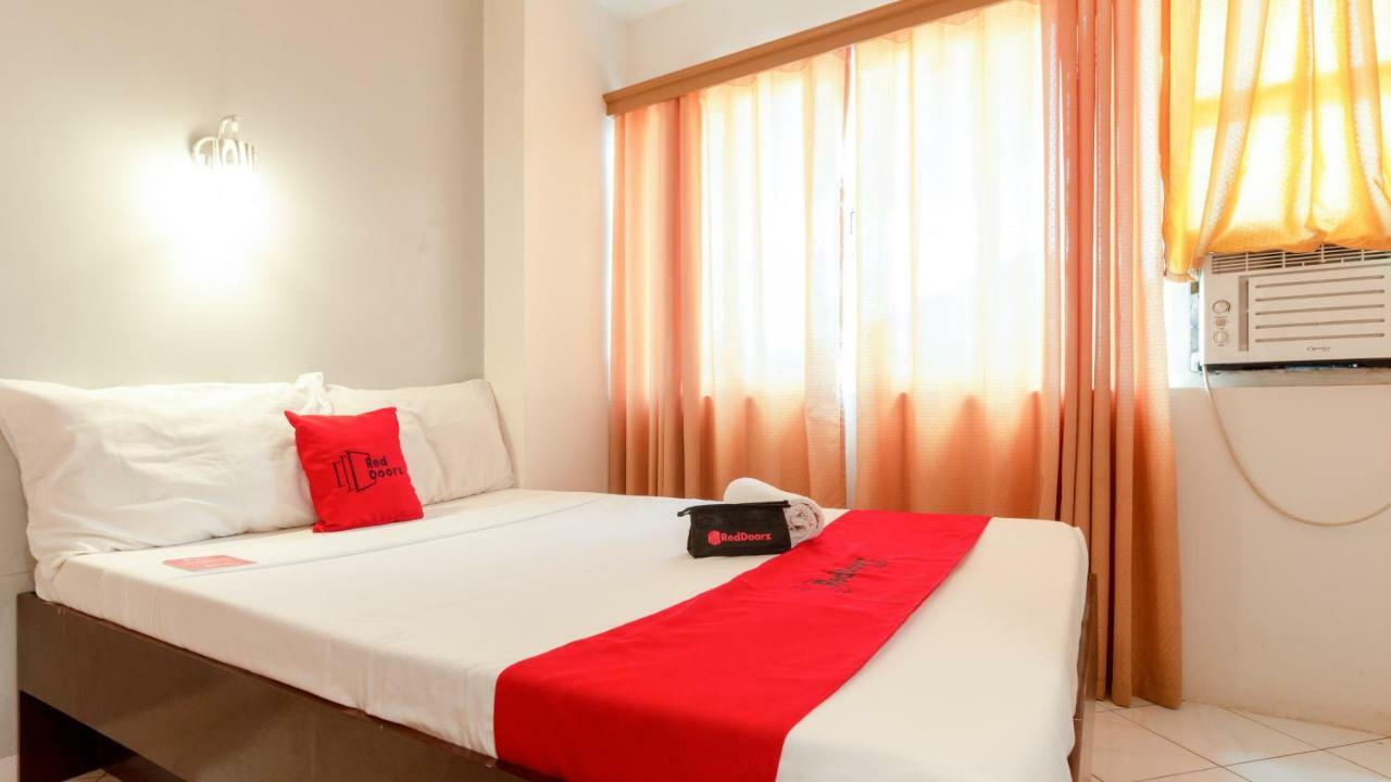 Reddoorz @ Paterno Street Tacloban Hotel Екстериор снимка